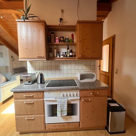 Gemuetliche Dachgeschosswohnung Mit Balkon Ainring Exterior foto