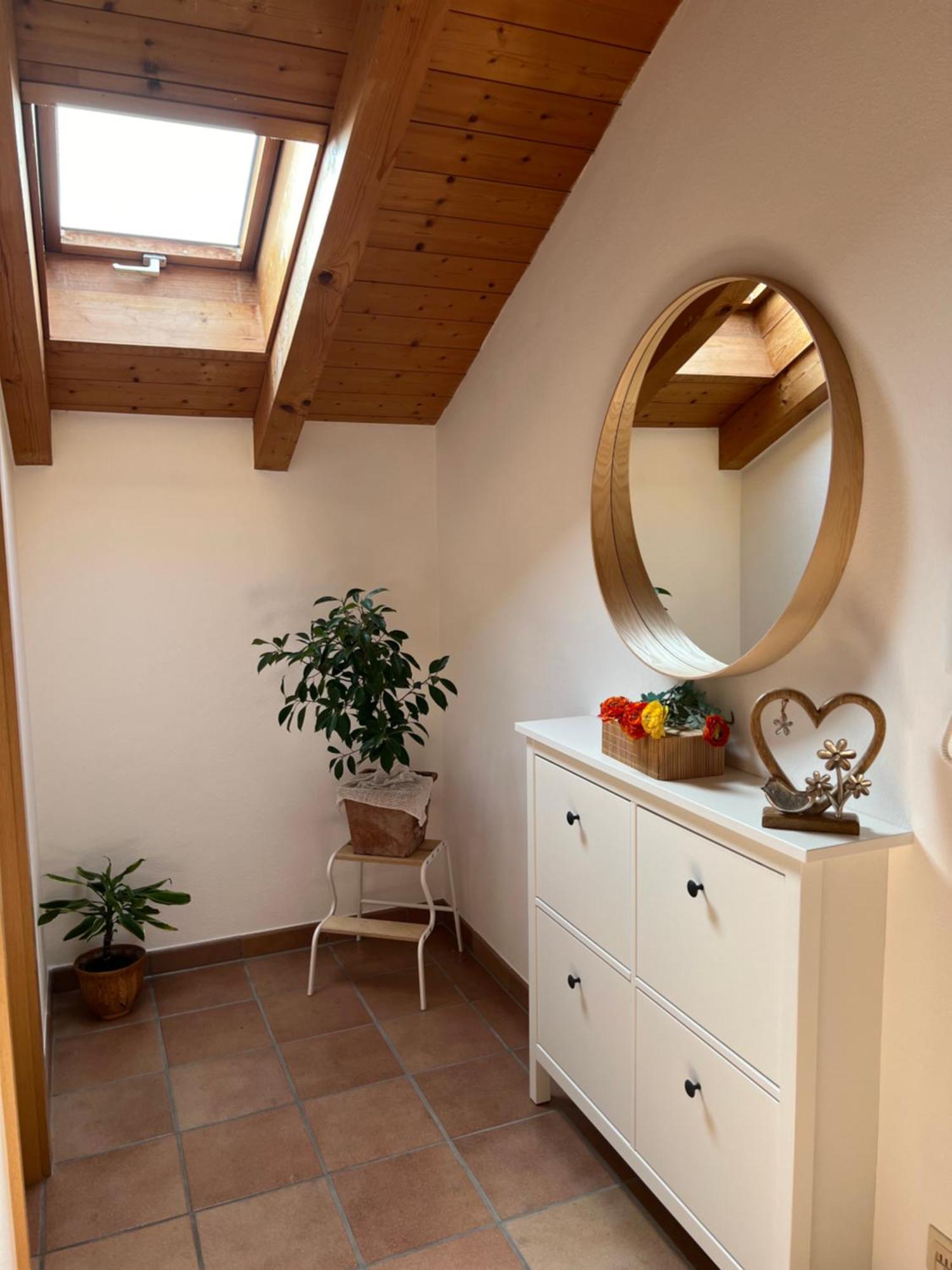 Gemuetliche Dachgeschosswohnung Mit Balkon Ainring Exterior foto